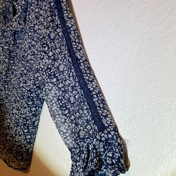 Edward Silk Ruffle Button Front 3/4 Sleeve Blouse Top Women’s Size S Navy Blue - Picture 2 of 5